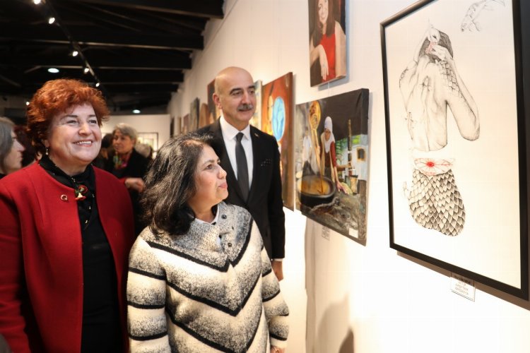 'Ve Kadın – Yeni Baştan' sergisine yoğun ilgi!
