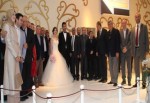 Yoldaş kızını evlendirdi