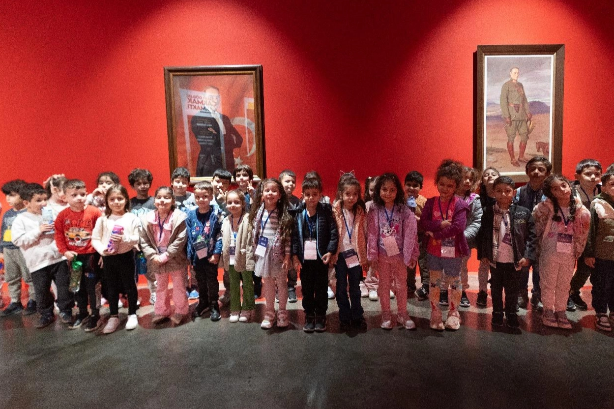 İzmir'de sevginin en saf hali sergiye dönüştü