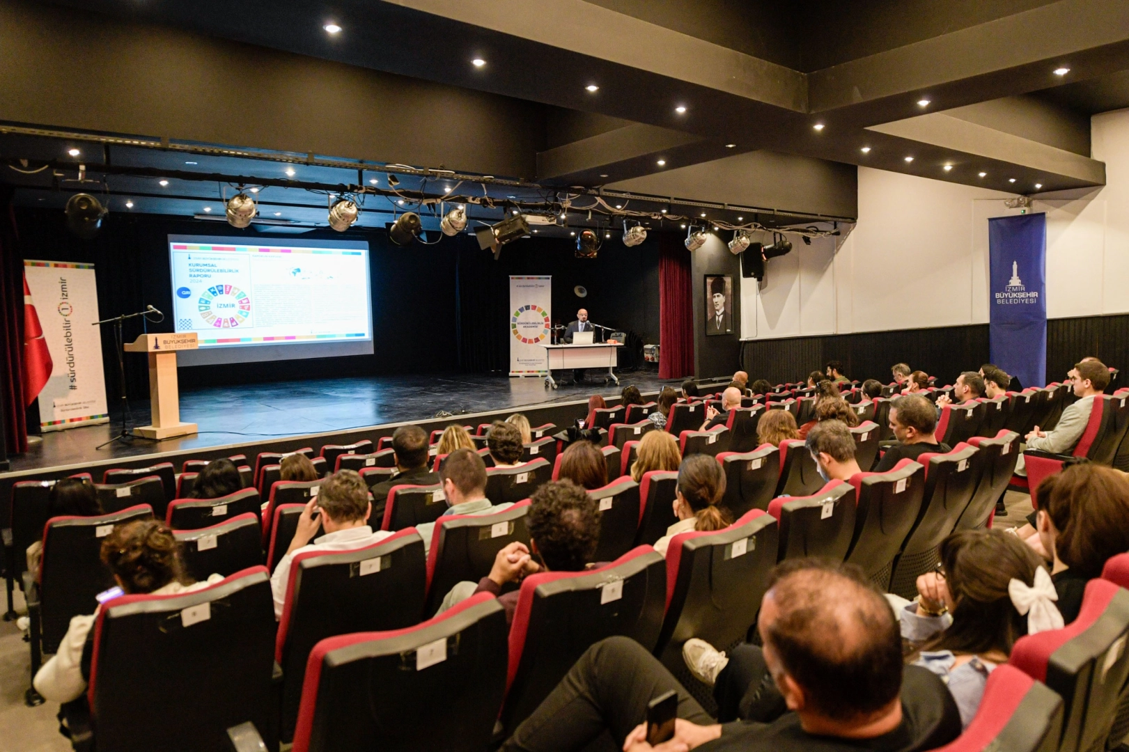 İzmir'de sürdürülebilirlik ağı ilçelere yayılıyor