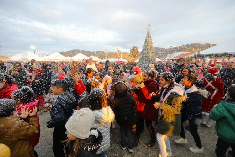 İzmir Efes Selçuk Belediyesi 'Yarıyıl Çocuk Festivali' düzenliyor 