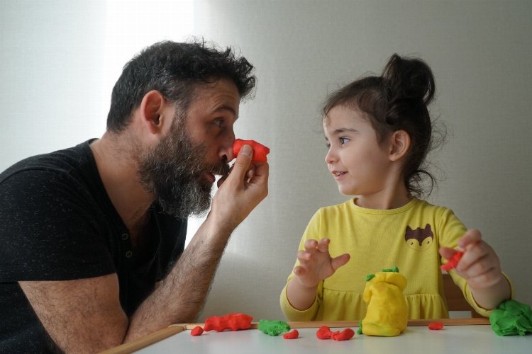 İzmir Çiğli'de ebeveynlere eğitim 