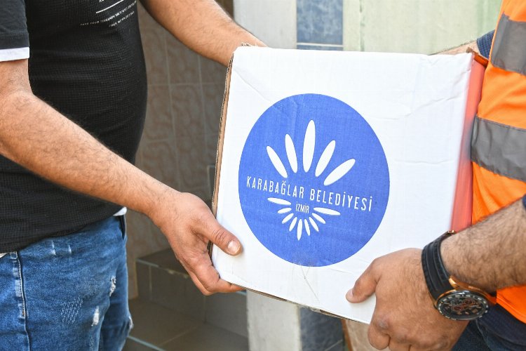 İzmir Karabağlar Belediyesi'nden Ramazan'da örnek dayanışma