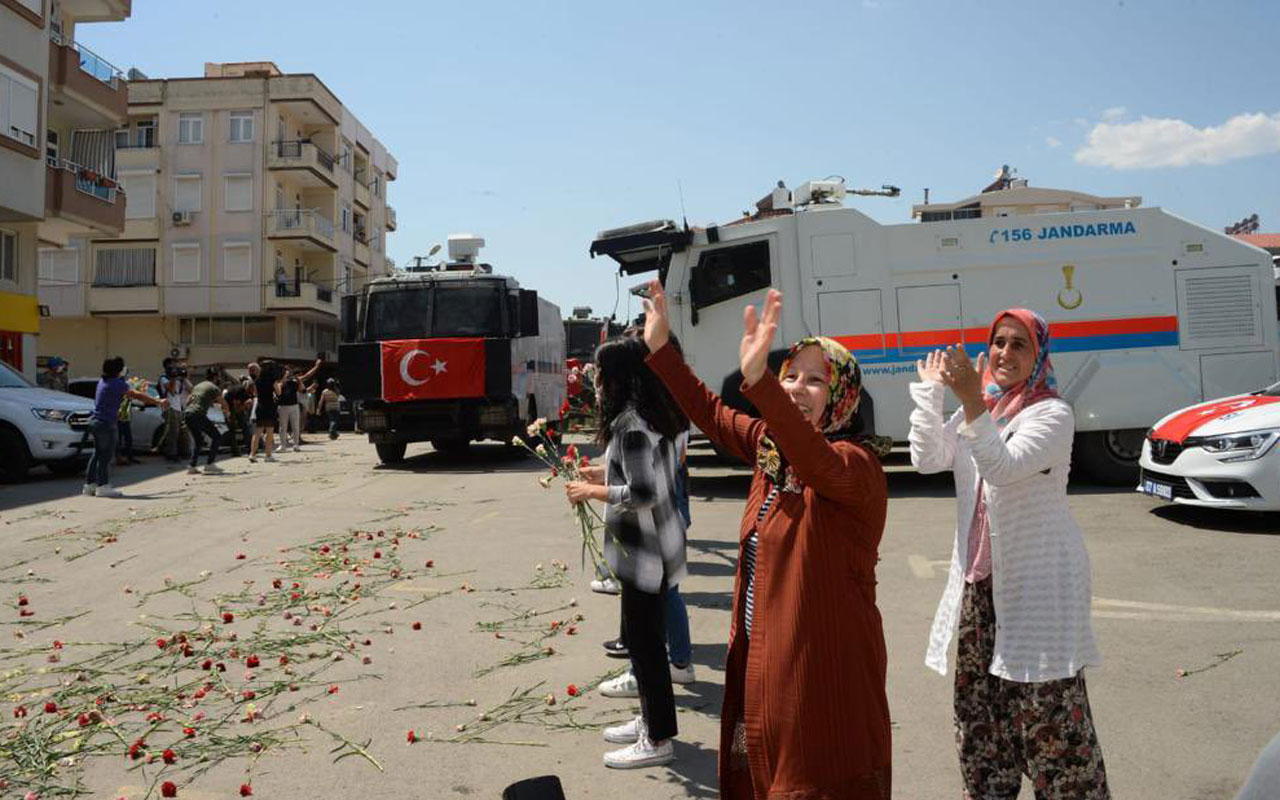 TOMA’lar çiçek ve alkışlarla uğurlandı