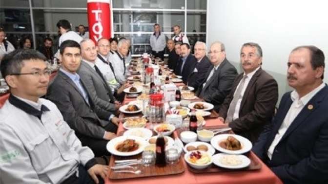 Toyota Türkiye Fabrikası çalışanları iftarda bir araya geldi