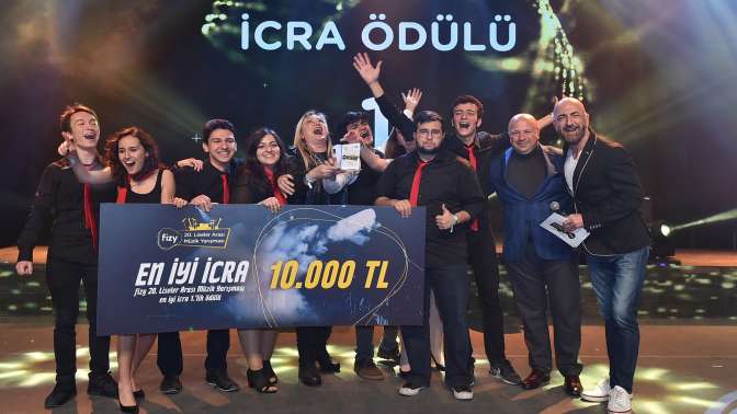 Türkan Şoraydan Kocaelili liselilere çağrı