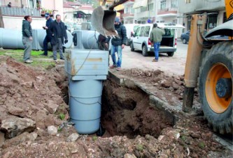 Yeraltı Konteynerleri Montajına Başlandı