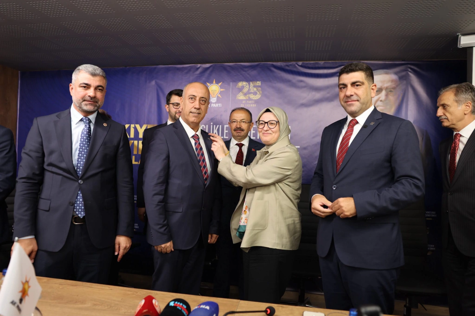 YRP Mardin İl Başkanı Mahmut Özer AK Parti’'e katıldı