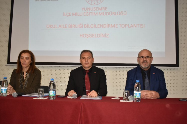 Yunusemre'de okul aile birliği başkanları toplantısı yapıldı