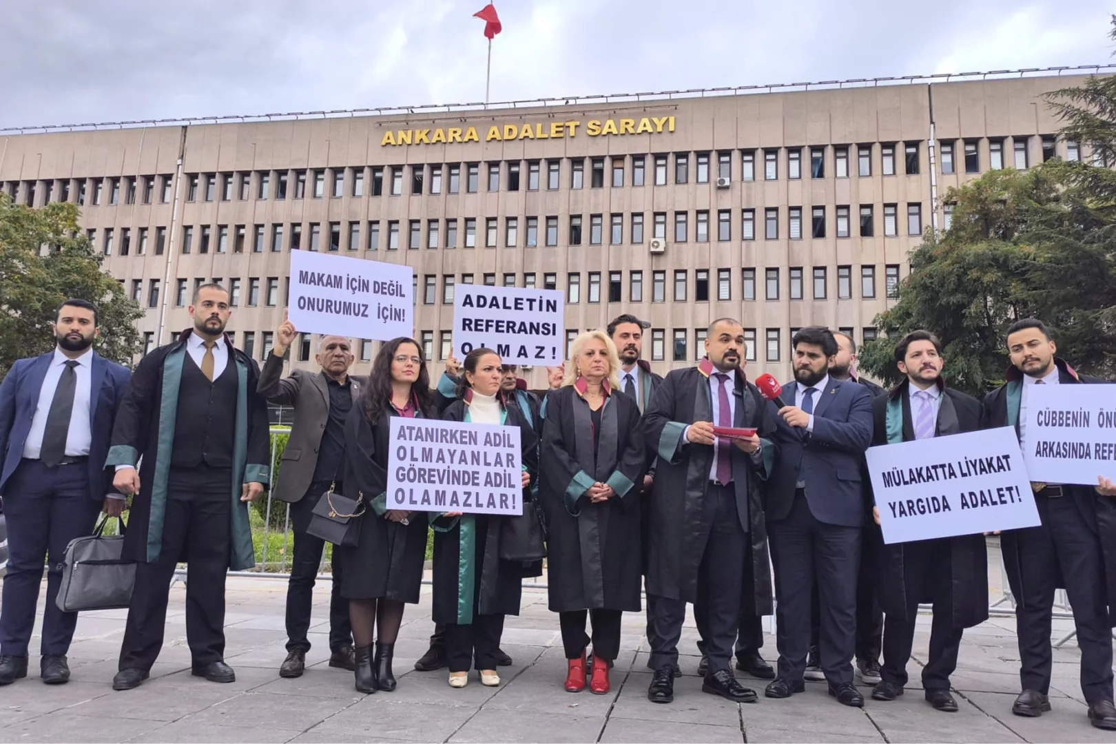 Zafer Partisi’nden Baro Başkanı'na suç duyurusu