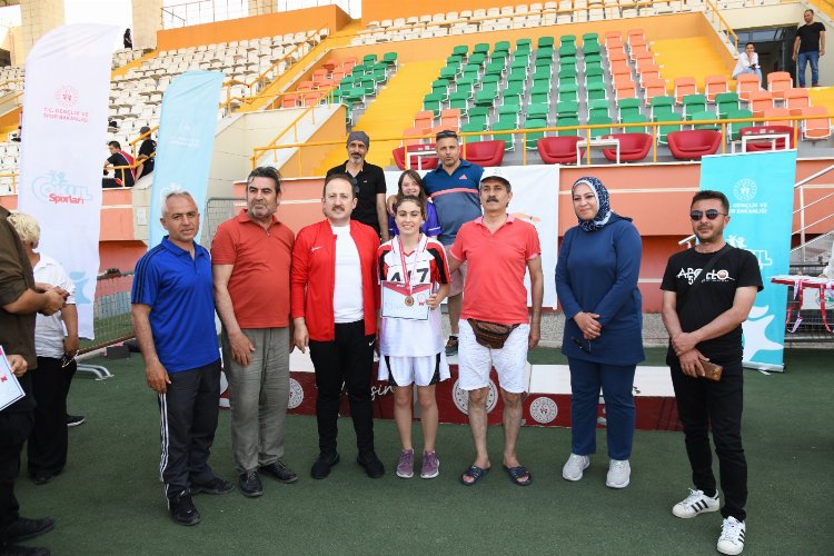 Özel çocuklardan büyük başarı 