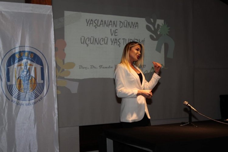 İzmir Efes'te üçüncü yaş turizmi konuşuldu 