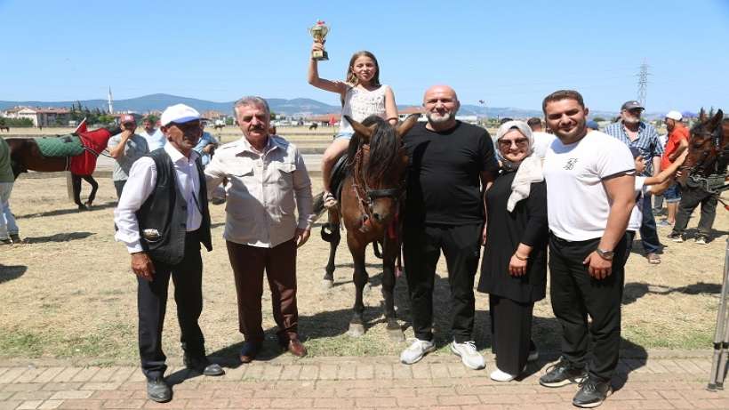 Değirmendere'de geleneksel Rahvan yarışları nefes kesti