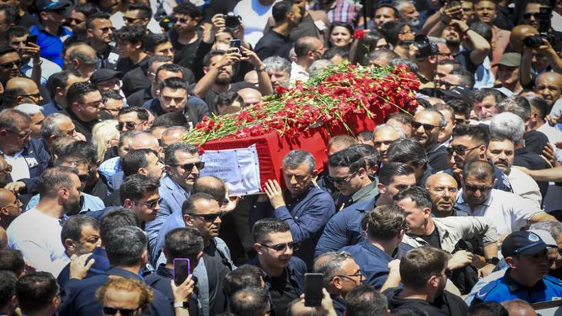 ÖLÜM ADIN KALLEŞ OLSUN MANİSA BAŞKANINI SON YOLCULUĞUNA UĞURLADI